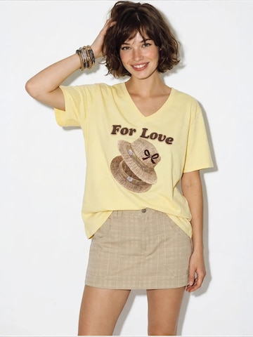 Bianco Lucci - Camisa 'T-Shirts' em amarelo