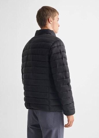 MANGO TEEN Übergangsjacke in Schwarz