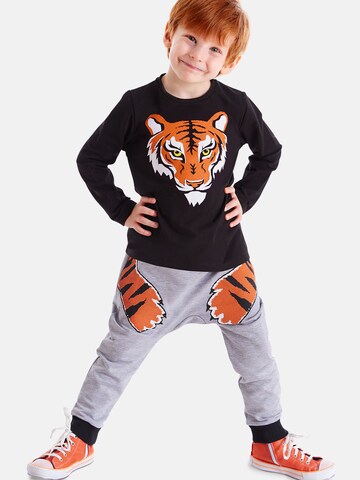 Survêtement 'Tiger Paws' Denokids en noir : devant