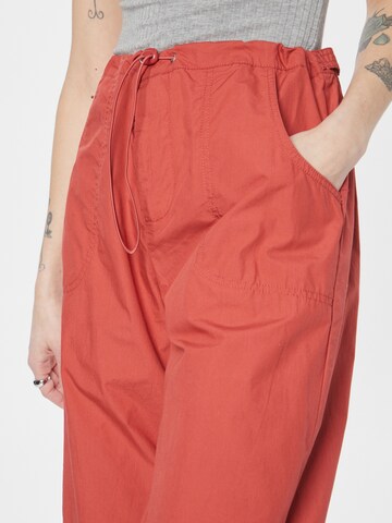 Loosefit Pantaloni 'TOGGLE' di Cotton On in rosso