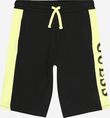 GUESS Regular Shorts in Schwarz: predná strana