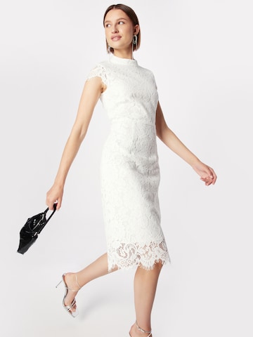 Robe de cocktail 'MARA' IVY OAK en blanc