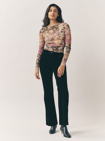 Next Collegepaita värissä monivärinen