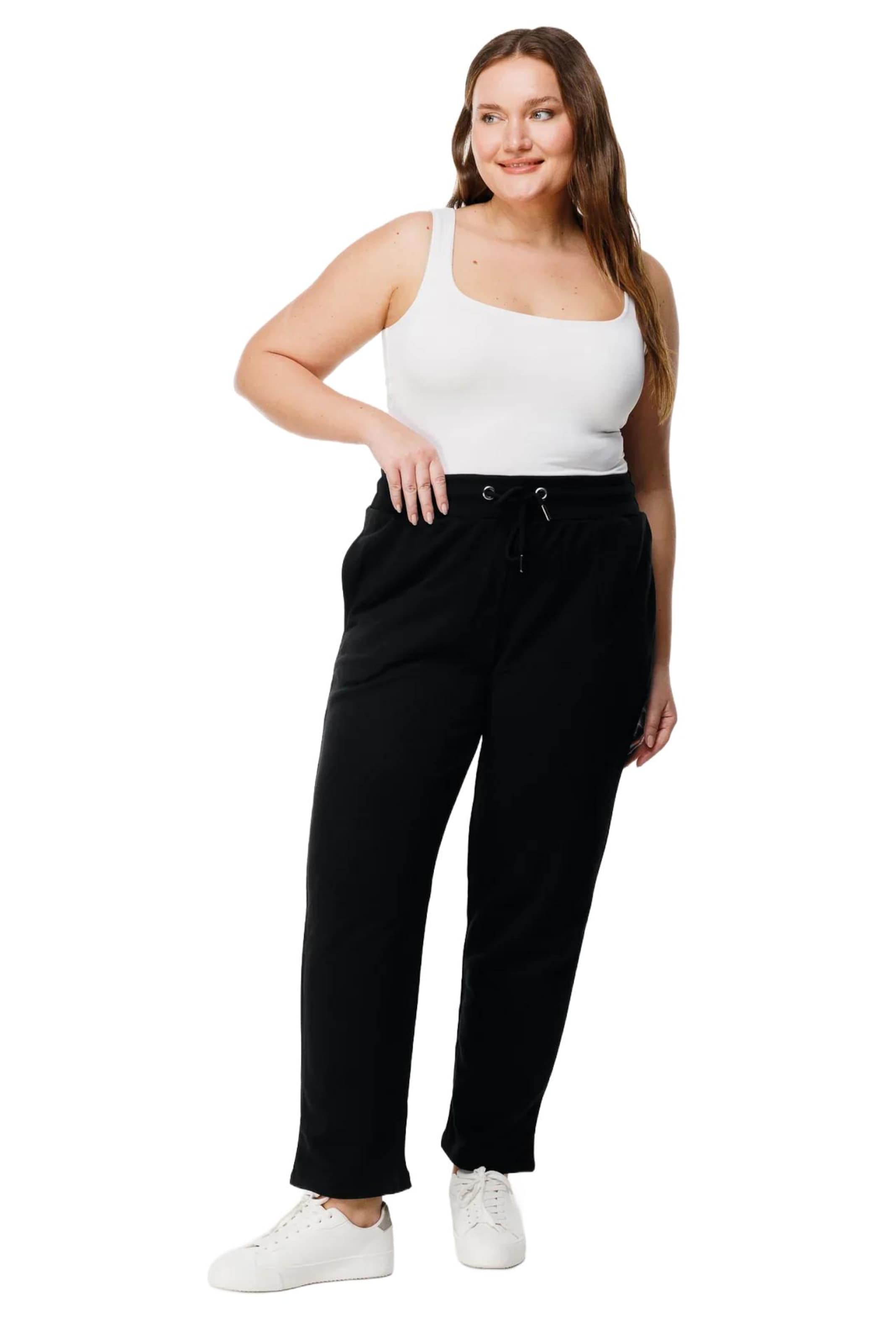 Shape Of You Tapered Broek in Zwart