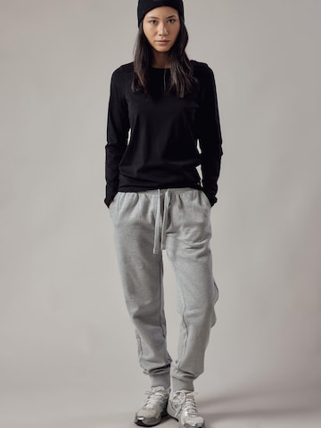 OWN Off With Nature Regular Broek 'Felpati' in Grijs