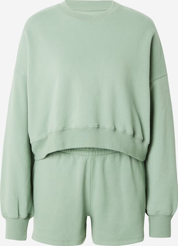 HOLLISTER Sweat suit in Green: front