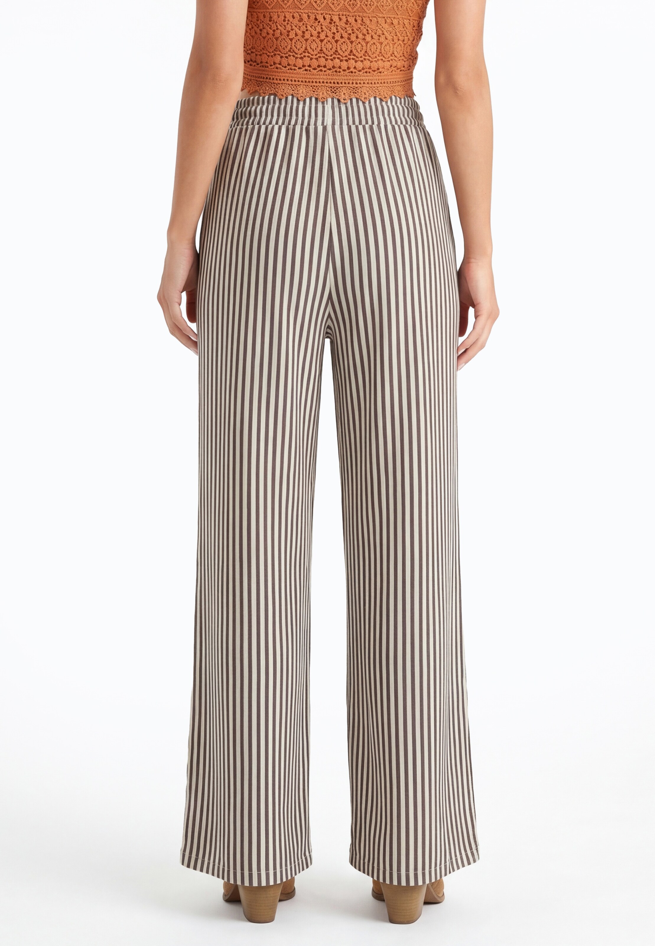 IZIA - Loosefit Pantalón en marrón