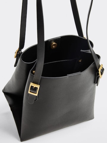 MANGO Shoulder Bag in Black