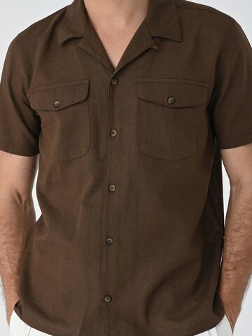 Antioch Regular fit Button Up Shirt in Brown