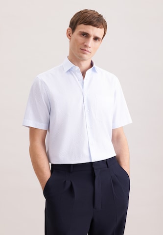 Fit confort Chemise business 'Smart Essentials' SEIDENSTICKER en bleu : devant