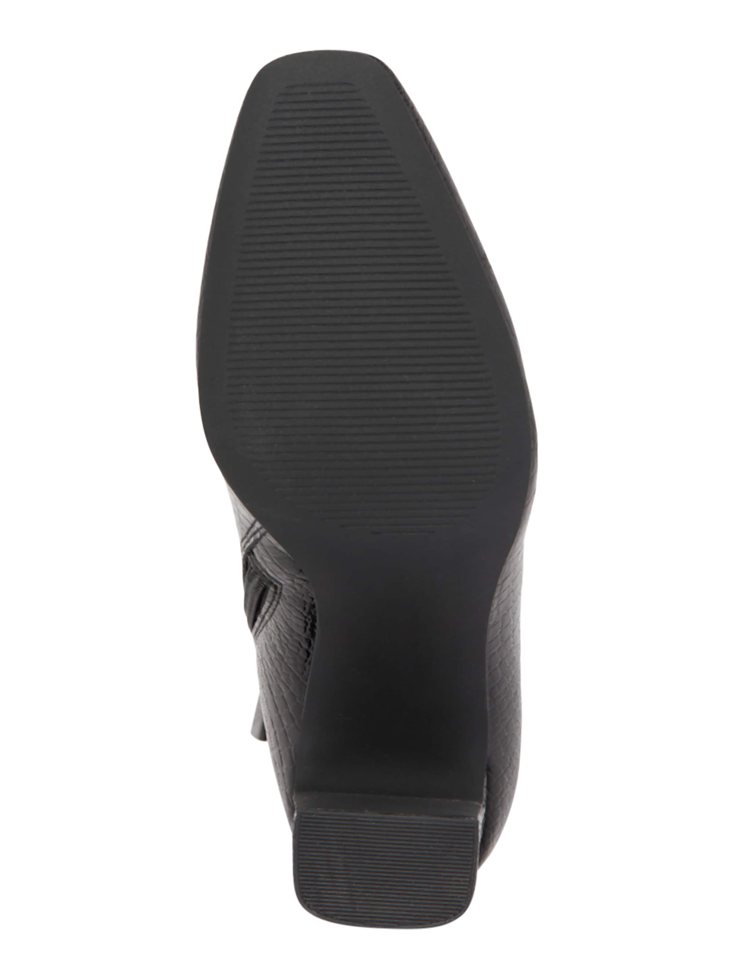 STEVE MADDEN Bootie 'AISHA' in Black