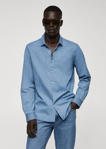 MANGO MAN Slim fit Button Up Shirt 'Chambre' in Blue: front