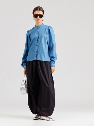 VILA - Blusa 'VIALARI' en azul