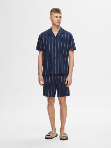 SELECTED HOMME Regular Shorts 'West' in Blau