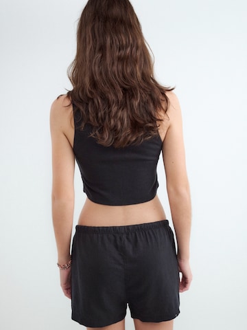 BALMOHK Pukuliivi värissä musta