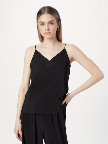 Top di s.Oliver in nero: frontale