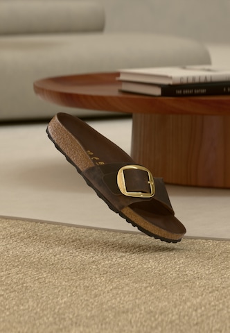 BIRKENSTOCK - Sandalias 'LEOI Habana HEX' en marrón