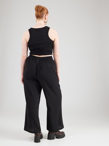 Wide leg Pantaloni con pieghe 'CARLux' di ONLY Carmakoma in nero