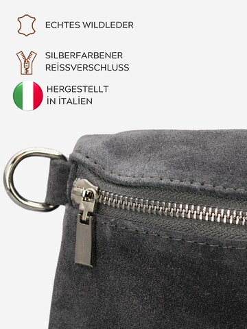 Brise Schultertasche 'Afia Suede' in Grau