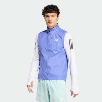 ADIDAS PERFORMANCE - Chaleco deportivo 'Own the Run' en azul: frente