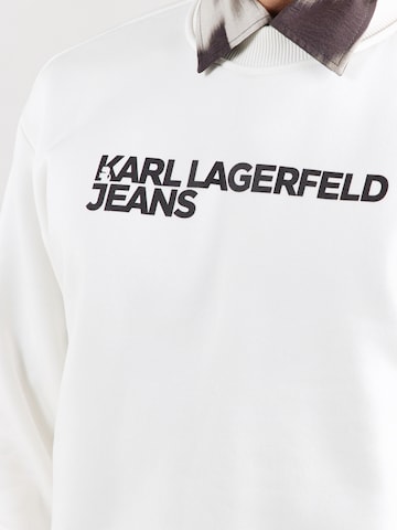 KARL LAGERFELD JEANS Sweatshirt 'ESSENTIAL' in Wit