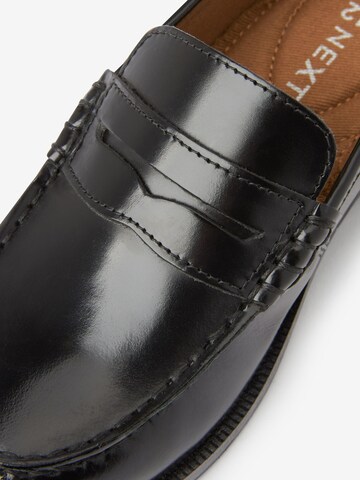 Next Low shoe in Black