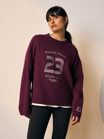 Next Pullover i rød: forside
