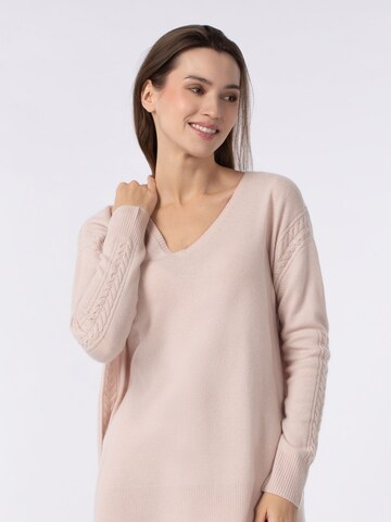 Pull-over 'Braided Elegance' Marc & André en rose : devant
