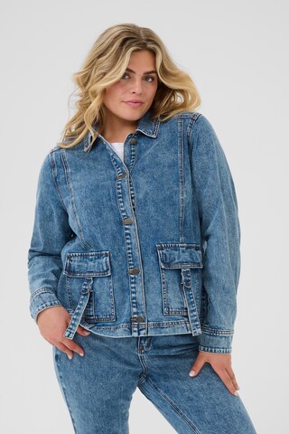 Veste mi-saison 'Elona' KAFFE CURVE en bleu : devant