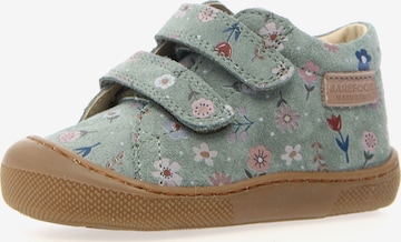 NATURINO First-Step Shoes in Green: front