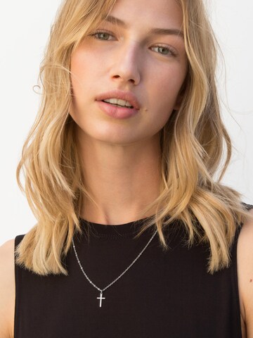 day berlin Necklace 'Cross fine' in Silver