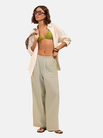 Wide leg Pantaloni con pieghe di Friends Like These in verde: frontale