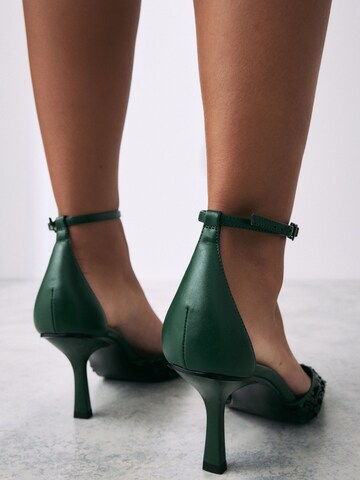 Next Sandalen met riem in Groen