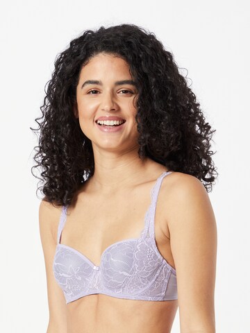 TRIUMPH Regular BH 'Amourette Charm' in Lila: voorkant