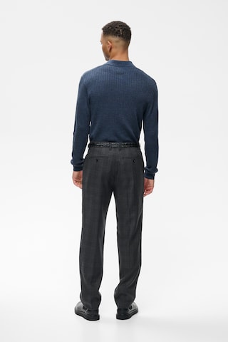Matinique Regular Chino 'Wesley' in Grijs