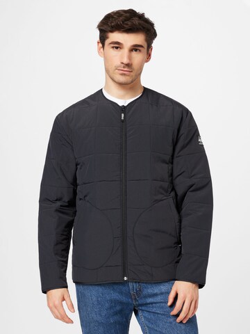 Veste mi-saison 'Adventure Fc Quilted Liner' ADIDAS ORIGINALS en noir : devant