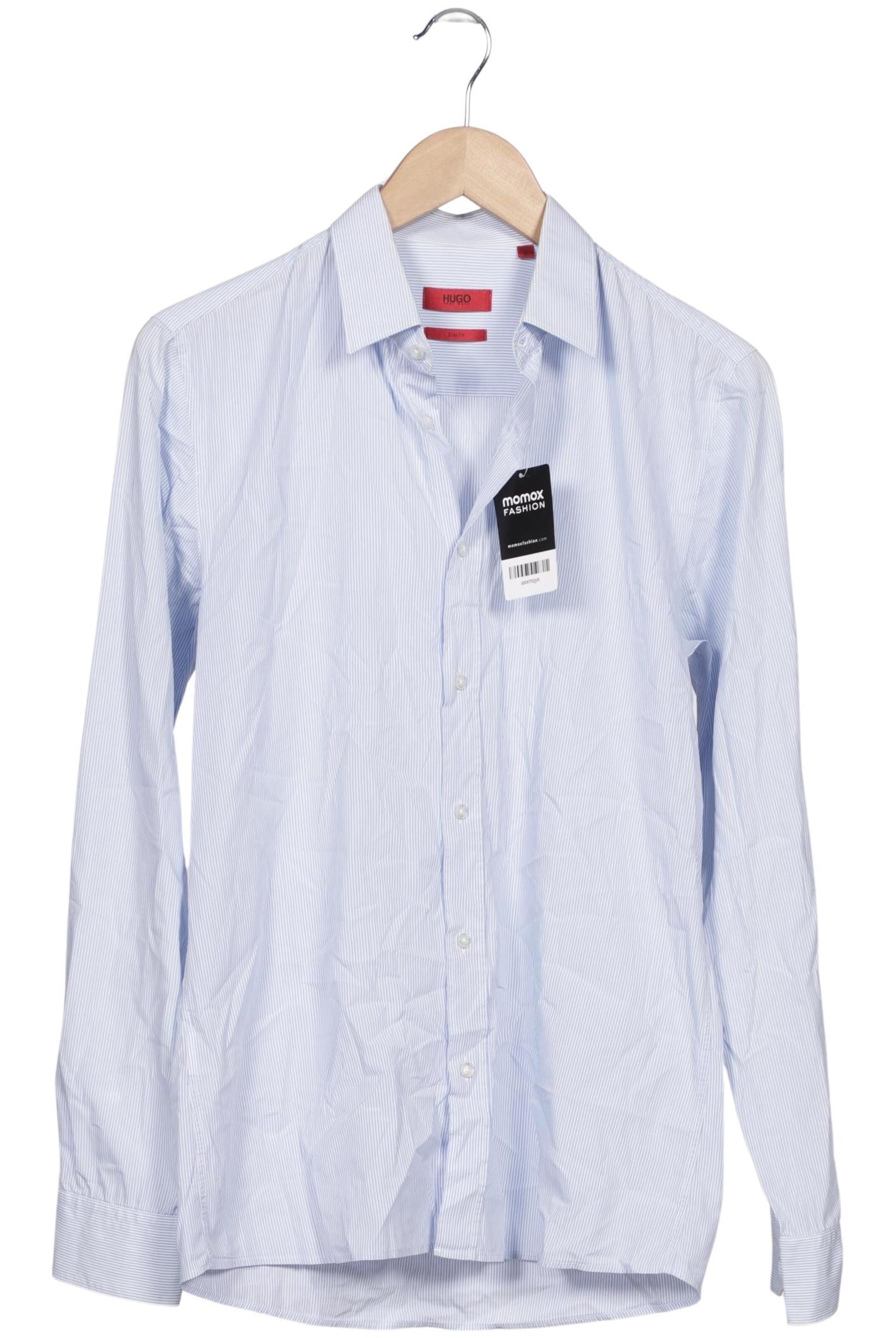HUGO Button Up Shirt in S in Blue: front