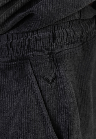 Kleinigkeit - Regular Calças em preto