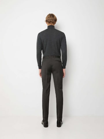 Coupe slim Pantalon à plis 'Bogart' Scalpers en gris