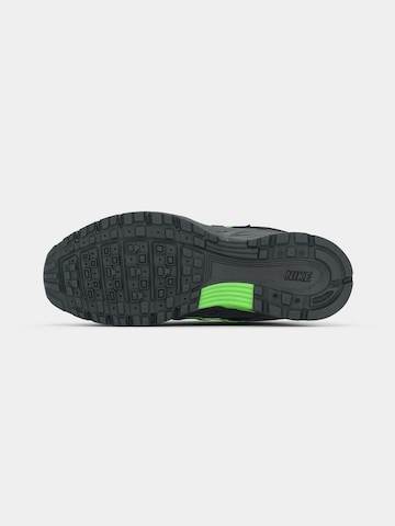 Nike Sportswear Rövid szárú sportcipők 'P-6000 PRM' - fekete