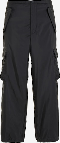 Loosefit Pantalon cargo Calvin Klein Jeans en noir : devant