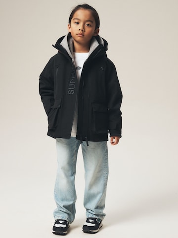 Superdry & Co Talvitakki värissä musta