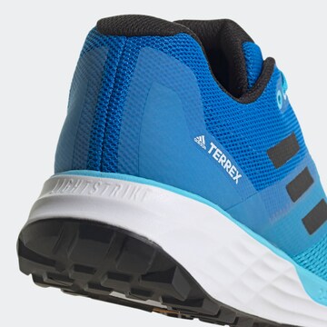 ADIDAS TERREX - Zapatillas de running 'Two Flow' en azul