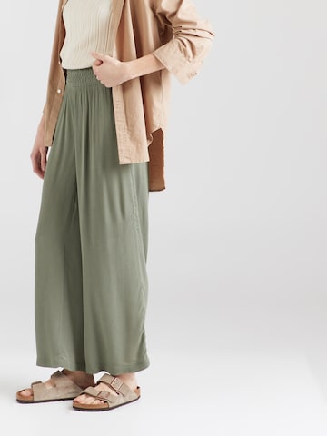 ROXY Wide leg Pants 'ALONG THE BEACH' in Green: front