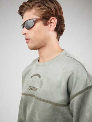 GUESS Sweatshirt 'SHIRO' i grøn