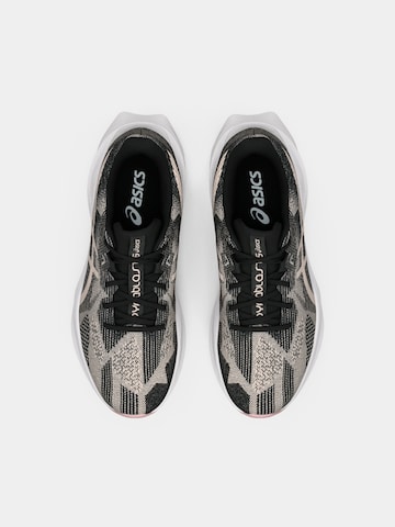 Chaussure de course 'DYNABLAST 5' ASICS en noir