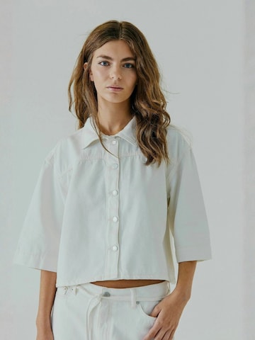 NORR Shirt ' Kenzina ' in Weiß: Vorderseite