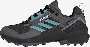 ADIDAS TERREX - Sapato baixo 'Swift R3 Gore-Tex' em cinzento: frente