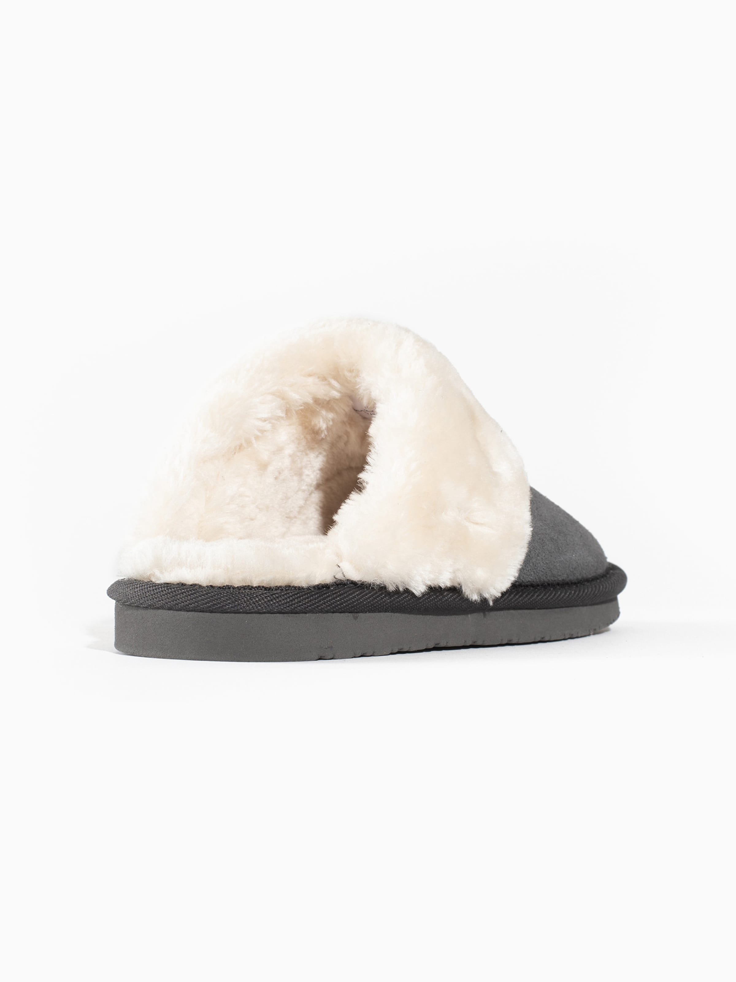 Pantoufle 'Chesney ' Minnetonka en gris