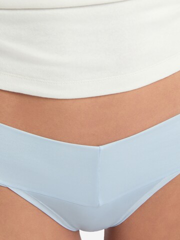 String 'Incandescente' di ETAM in blu